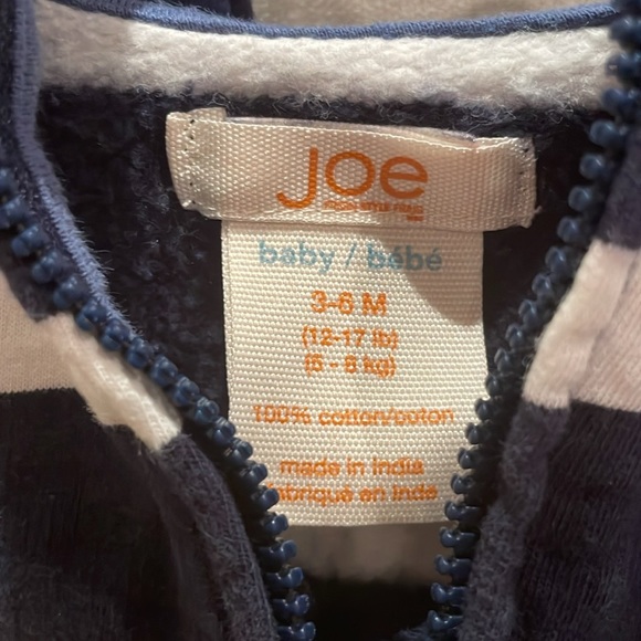 Joe Fresh baby hoodie - Picture 3 of 4